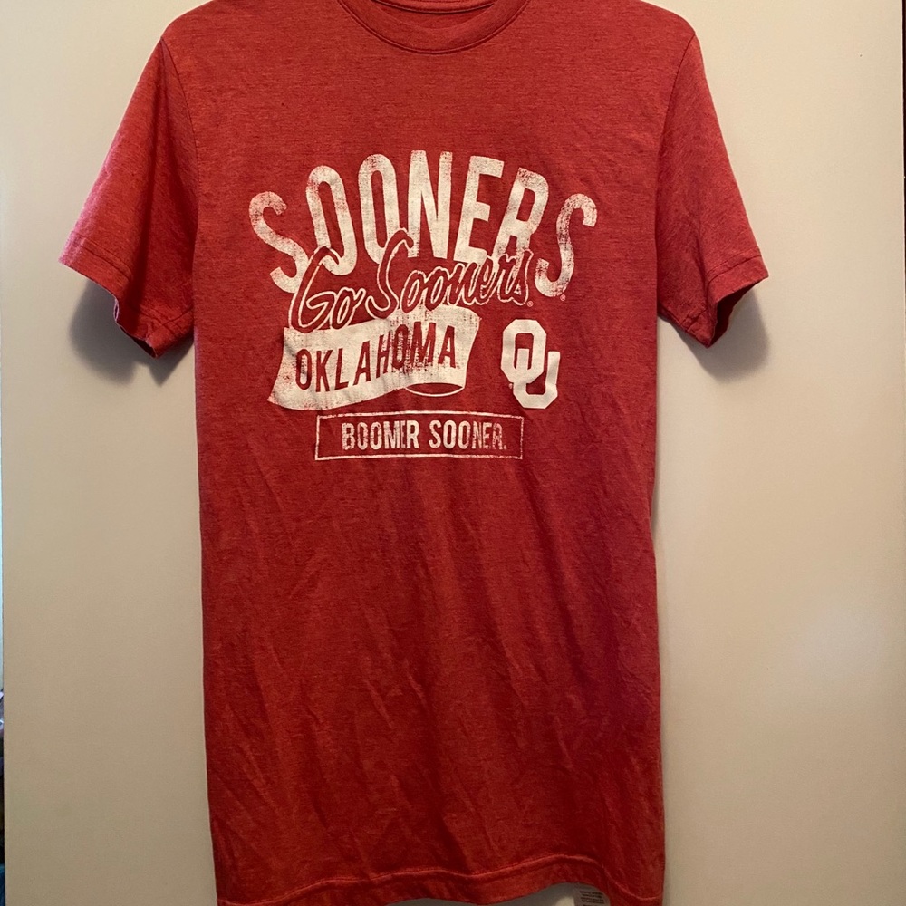 Women OU shirt